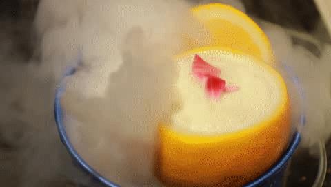 铁板多次烧红会怎么样,铁板上面放油一烧就蒸发了