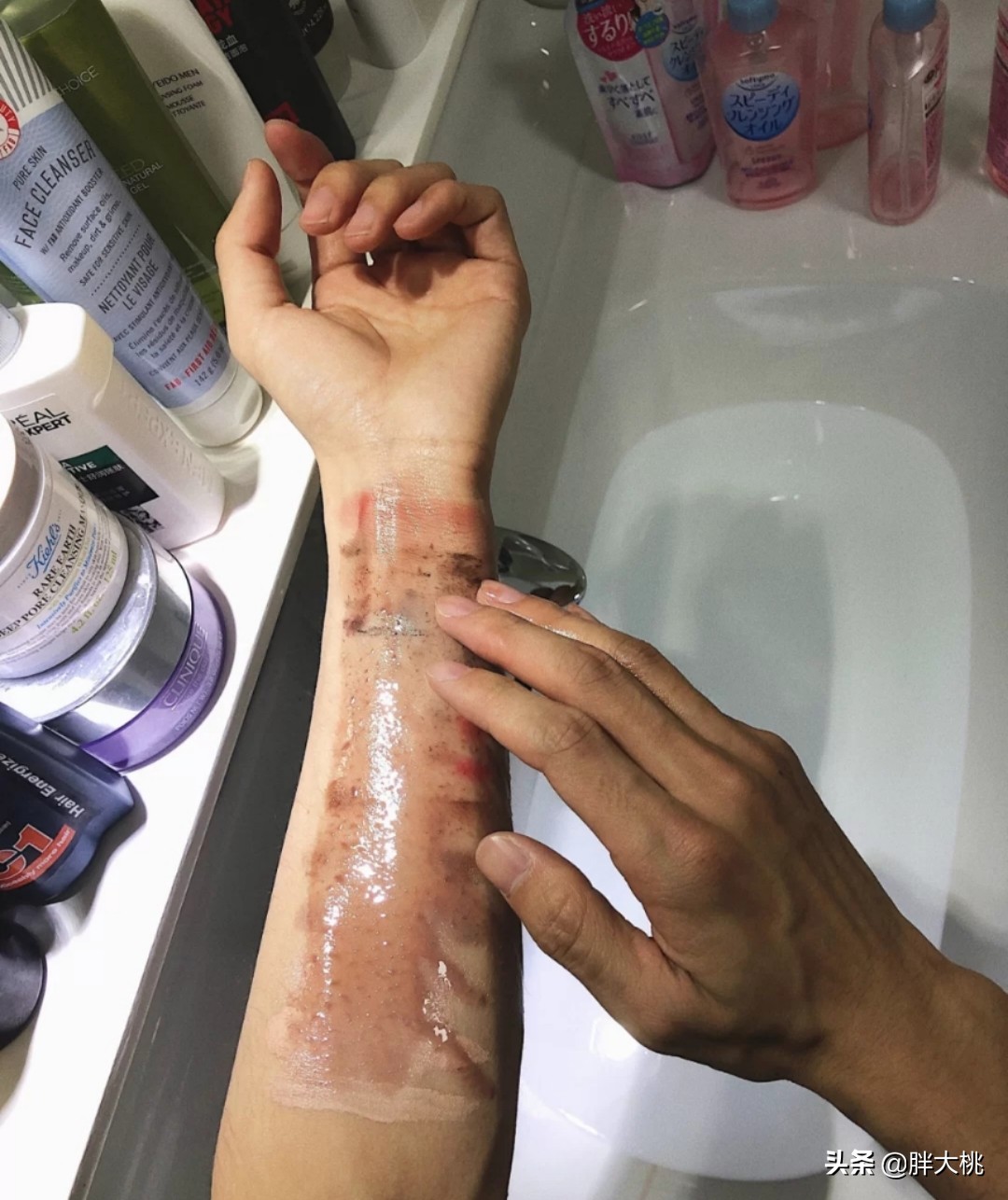 阿蓝很温柔卸妆油推荐,卸安热沙的卸妆油推荐