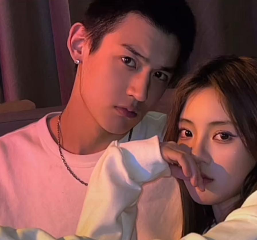 抖音被家暴戴眼镜的男网红,网红被家暴事情