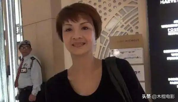 红颜易老女明星,红颜易老女明星版本