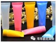 洗面奶一天用几次最正确,每天都用的洗面奶你真的用对了吗