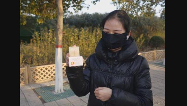 女子祛斑不成反“毁容”,斑美娜涉嫌虚假宣传、未经备案销售