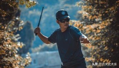 棍术甩棍的方法,棍术甩棍动作要领