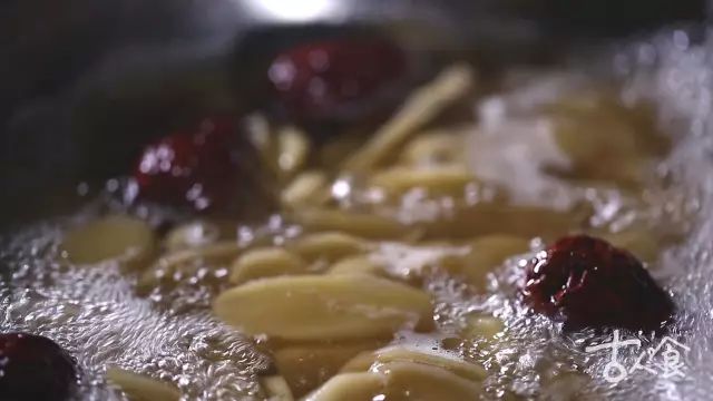 女人最好的状态就是富养,女人要富养但不是娇生