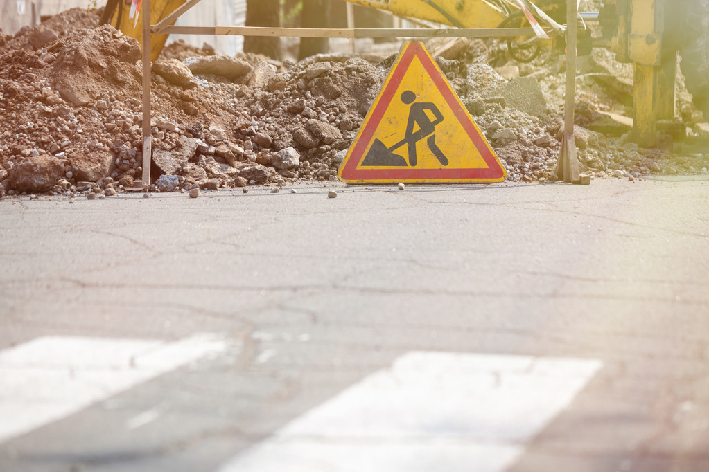 深圳市某地地毯采购及安装招标公告(预算415万元)