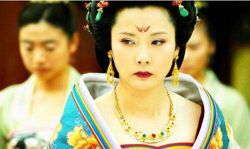 宠爱杨玉环的是哪位皇帝,宠冠后宫朕的独宠皇妃