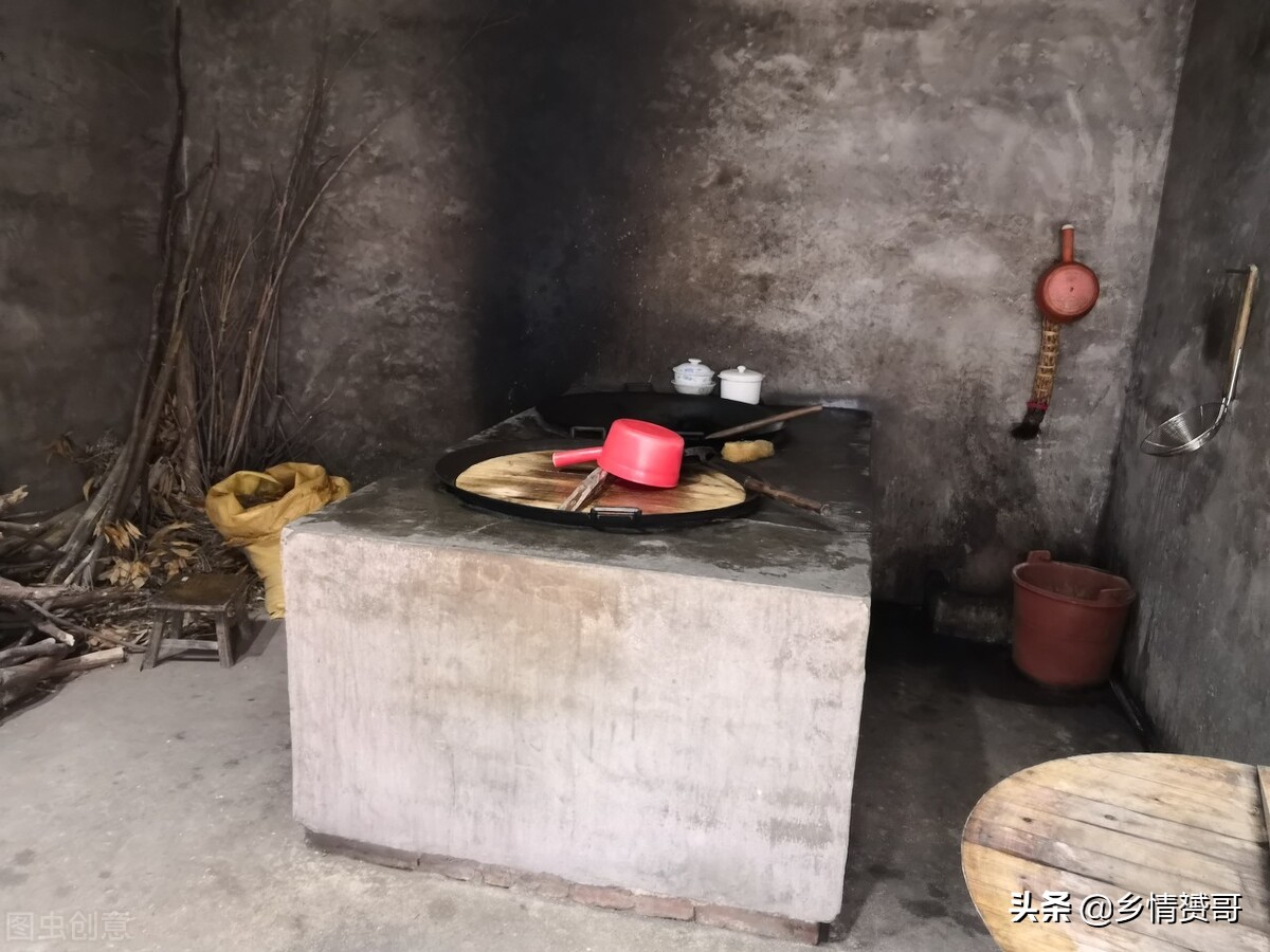 农村的柴火灶骗人吗,农村传承百年的柴灶被网友质疑