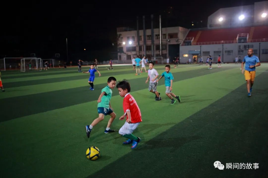 晚上的少年足球训练班（五）