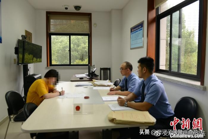 团伙冒充“妙龄女”诈骗3000余台湾男性