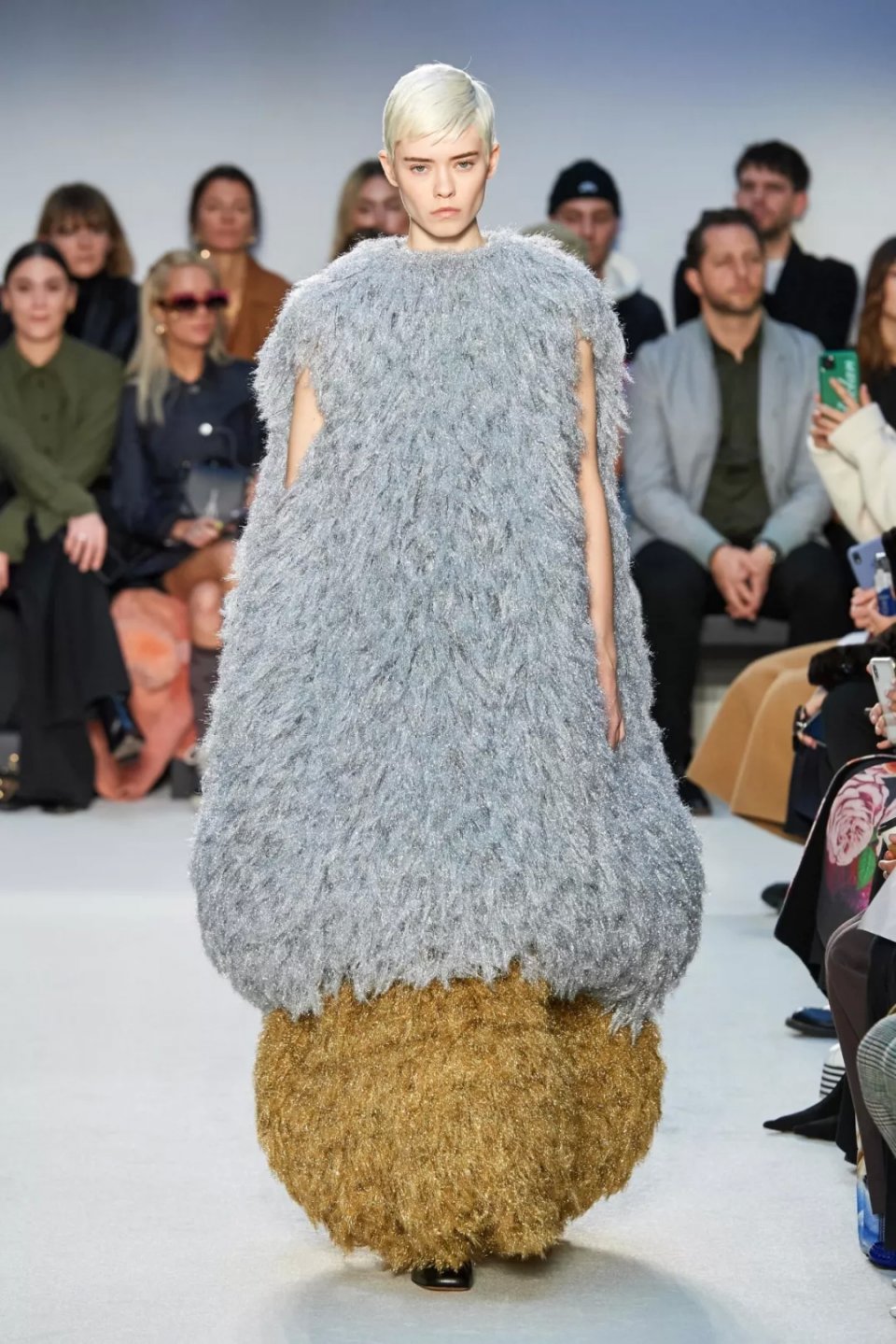 2019伦敦时装周时髦的冬天穿搭,2020年伦敦时装周视频