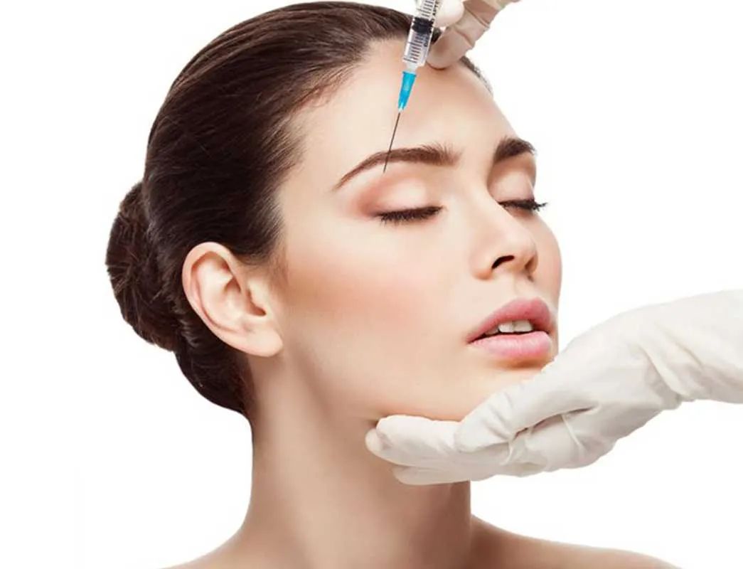 去皱针和玻尿酸哪个危害大,做热拉提祛法令纹还是玻尿酸好