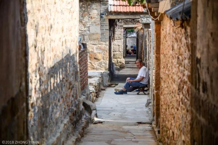 瀹朵埂娓歌,瀹朵埂閭唽