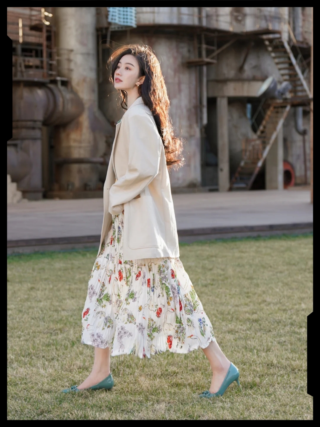 米色系冬天气质穿搭,温柔慵懒风穿搭棕色系