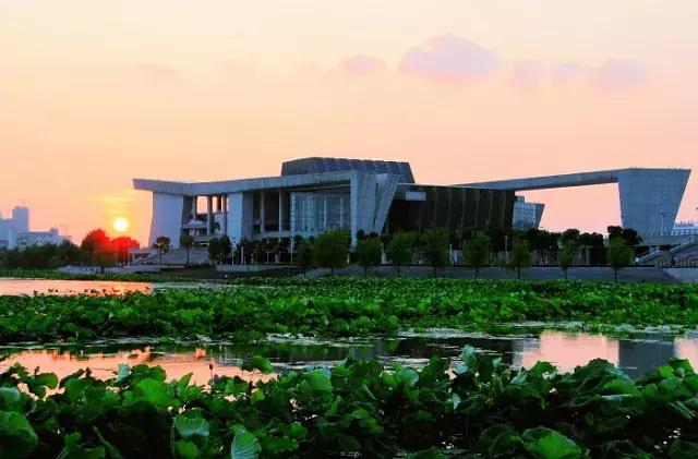 今年夏天在武汉必做的十件事,武汉新春过年坐地铁打卡攻略