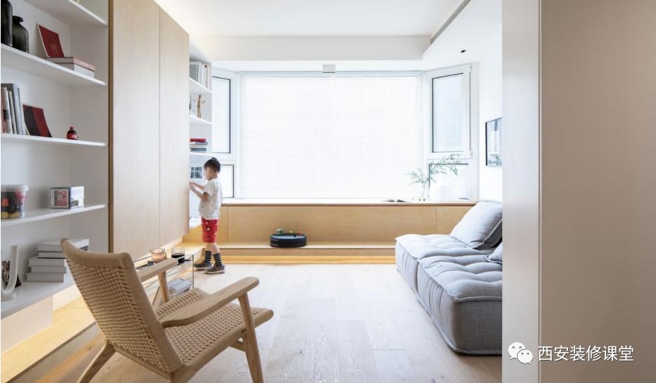 客厅有个飘窗怎样让它实用又漂亮,客厅带飘窗卧室带阳台的优缺点