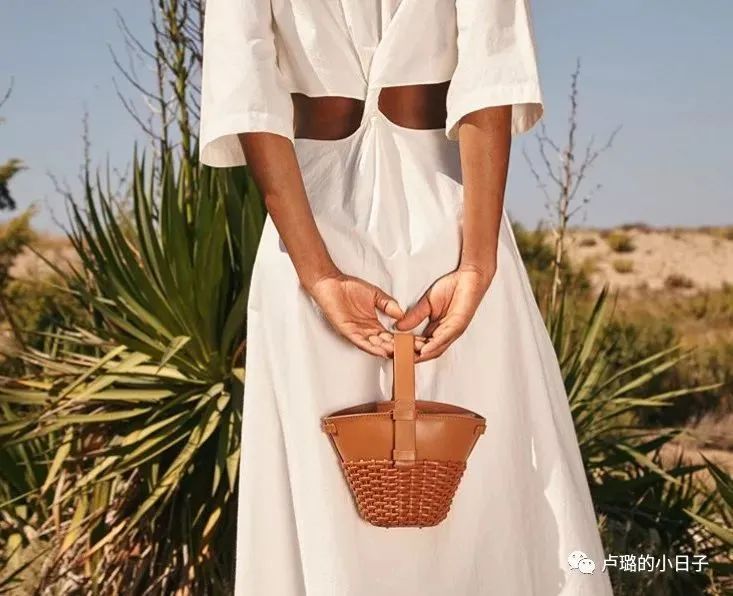 十大入门级轻奢女包千元下,女士小众轻奢品牌包推荐