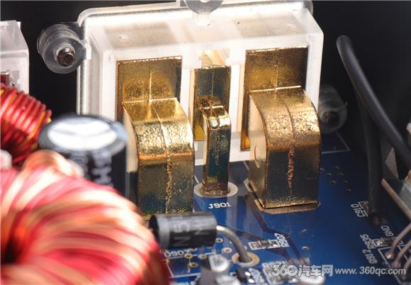 惠威pxa-410功放功能介绍,2千瓦功放