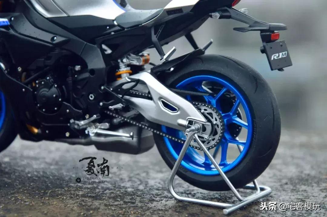 模型制作范例：田宫1:12雅马哈YZF-R1M,14133制作过程