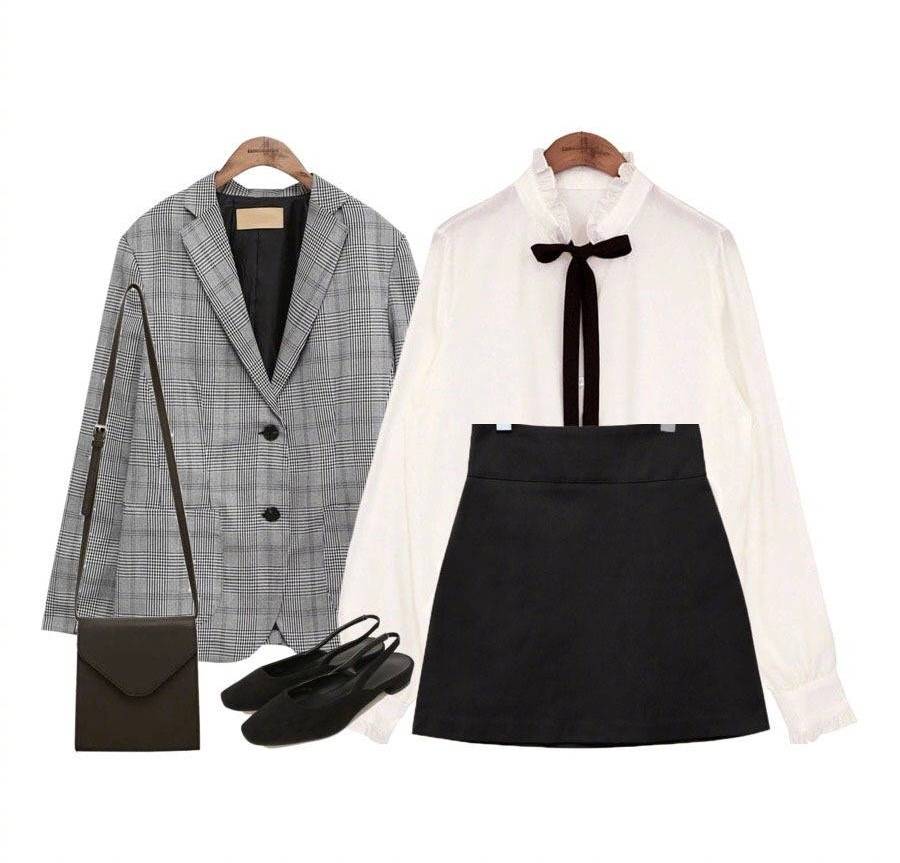 穿西服怎么搭配内搭好看,休闲西服搭配指南图