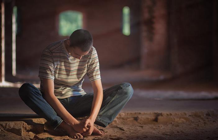 人总是哭会哭出病吗,动不动就哭的人怎么治