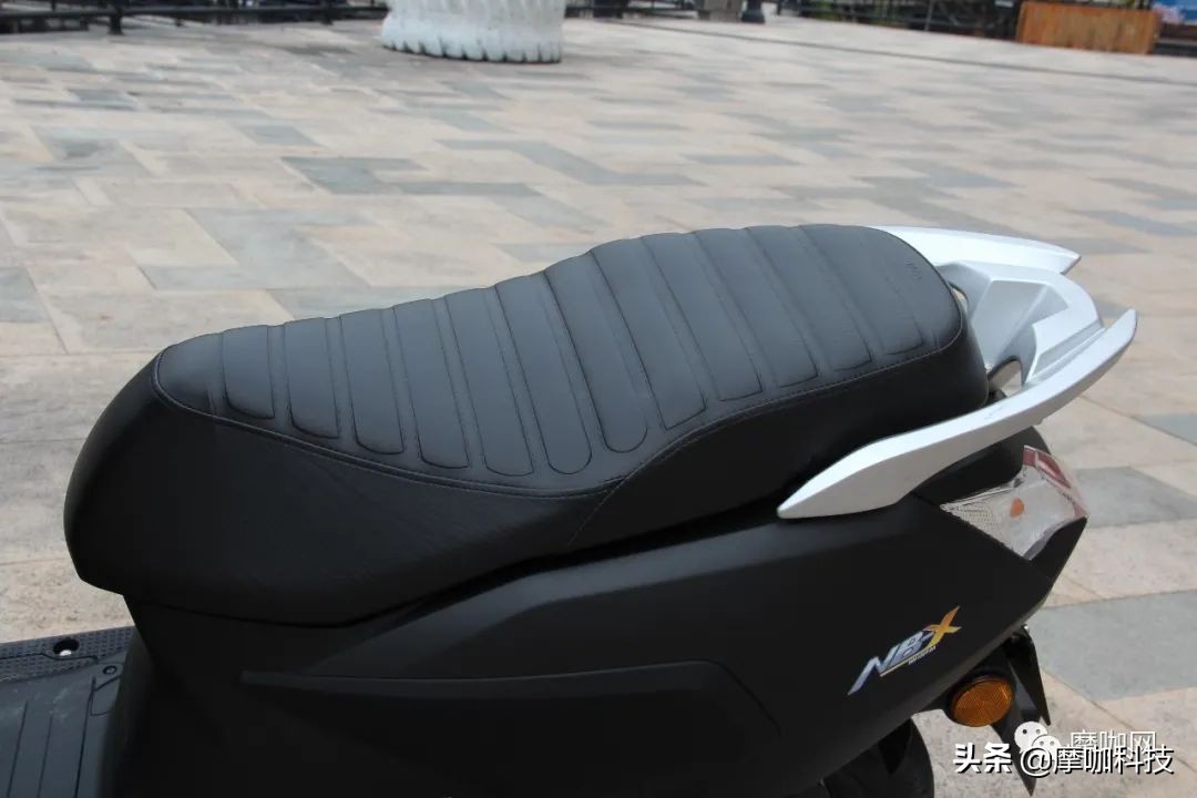 游走在实用和时尚之间，NB-X能否如名字那样锐不可挡？