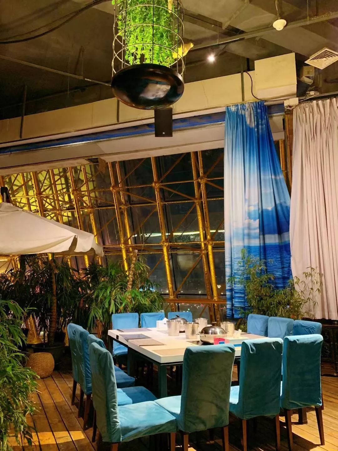 100块钱在长春能吃啥,在长春吃海鲜自助的视频