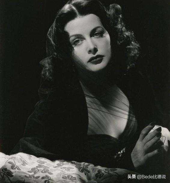 从大尺度*星艳**到发明家，好莱坞美女海蒂拉玛的发明，我们都离不开