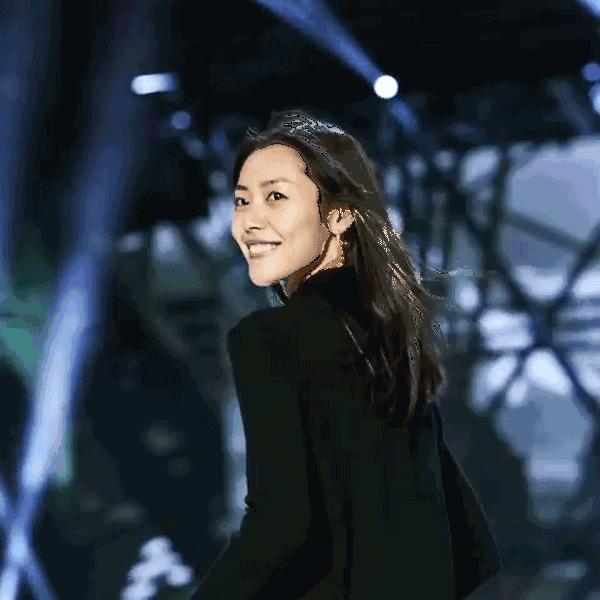 刘雯何穗奚梦瑶井柏然,崔始源喜欢何穗还是刘雯