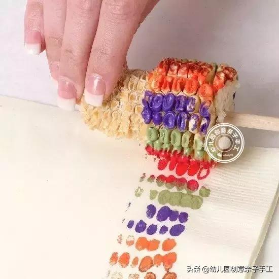 幼儿创意美术花瓣拓印,如何创作一幅优秀的蔬果拓印画