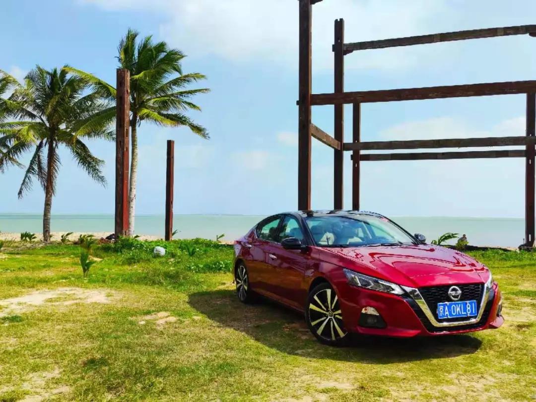 移动大沙发日产天籁,移动大沙发日产天籁2.0舒适版