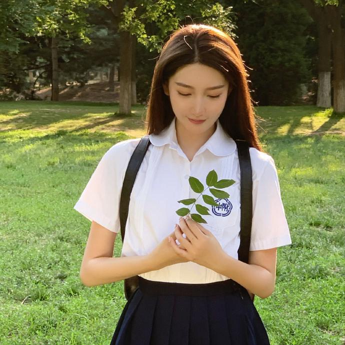 吴亦凡特殊癖好被揭开？精神失常牵扯出更大丑闻，林生斌险逃一劫