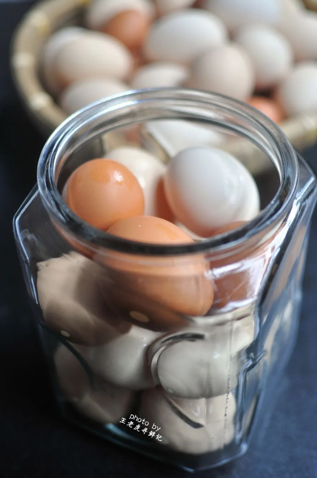 教你腌咸鸡蛋个个出油起沙,教你在家腌咸鸡蛋