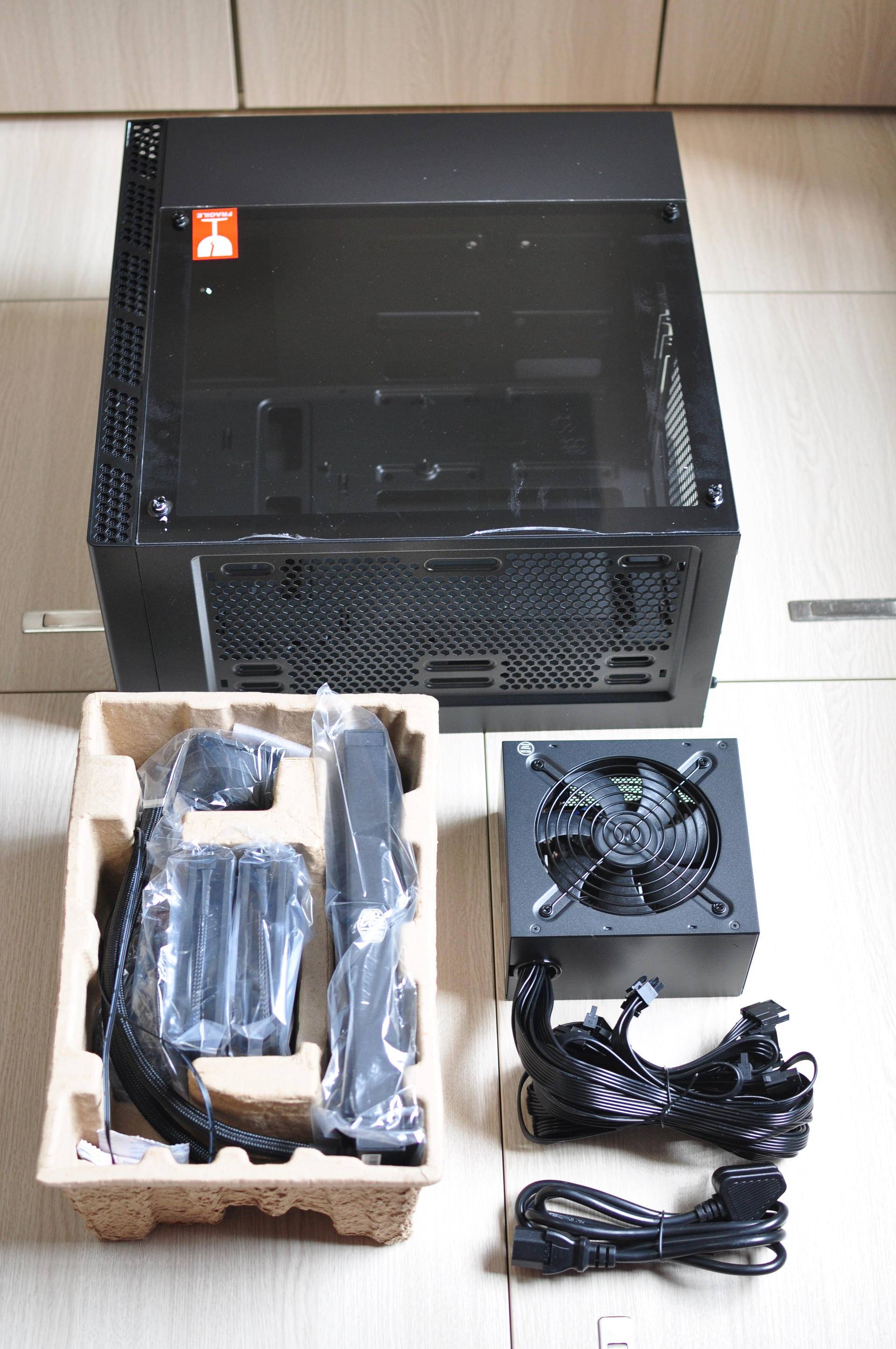 全靠图纸和客服加度娘,小白也能装电脑