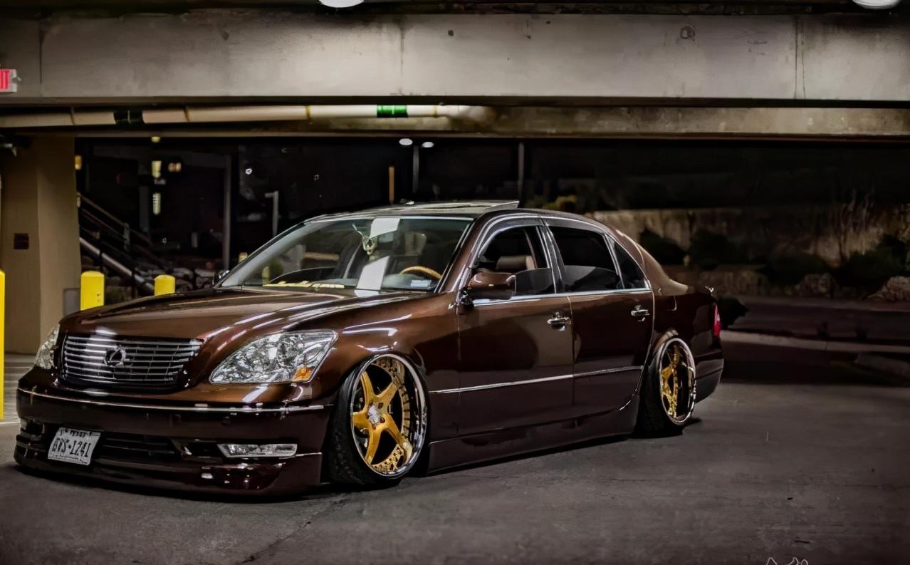 地面游艇の大王雷克萨斯LS430