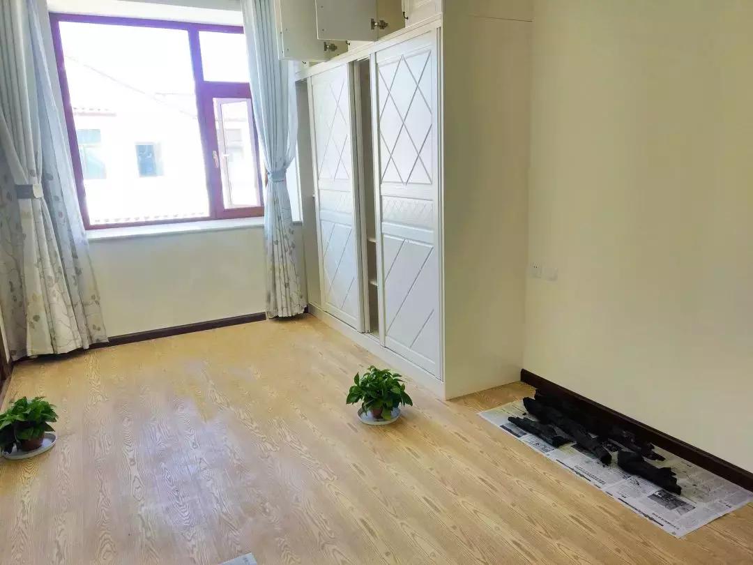 装修完房间很多灰尘怎么办,装修完灰尘该不该装修公司清除