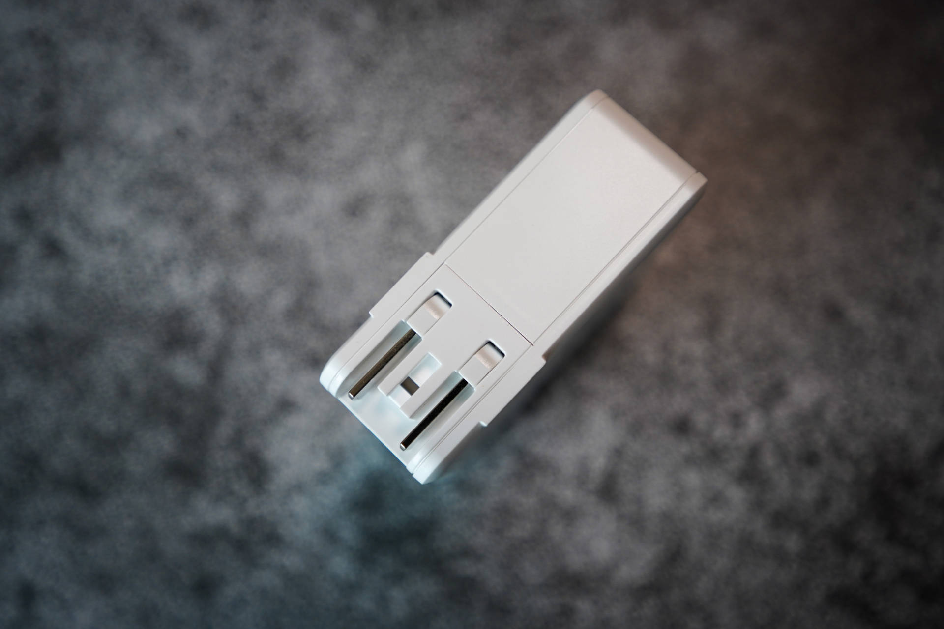 论如何拯救家里的小桌面？聊聊我那些花小钱省大地方的桌面好物