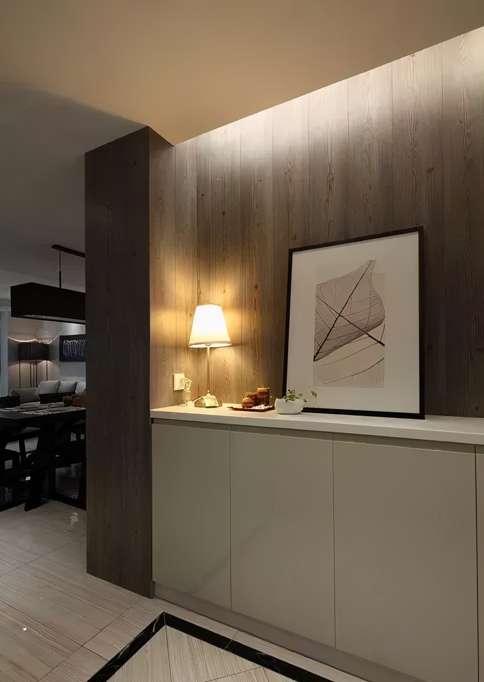 墙壁涂料和壁纸哪个好看,适合乳胶漆墙面的壁纸