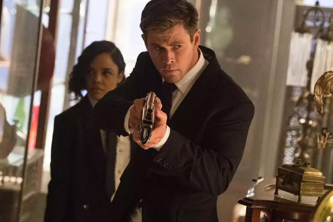 雷神女武神的全新组合,雷神与女武神重新结合新电影