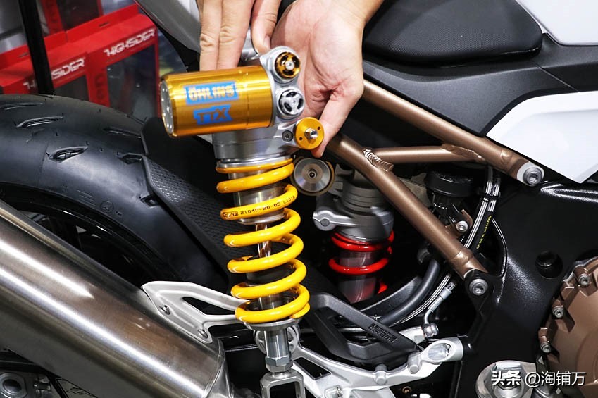 最新款宝马s1000rr沉浸式体验,宝马s1000rr新款跟老款选择