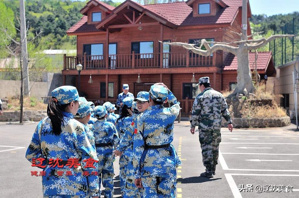 沈阳棋盘山满族风情村烤全羊,沈阳棋盘山莲花炖鱼馆烤全羊