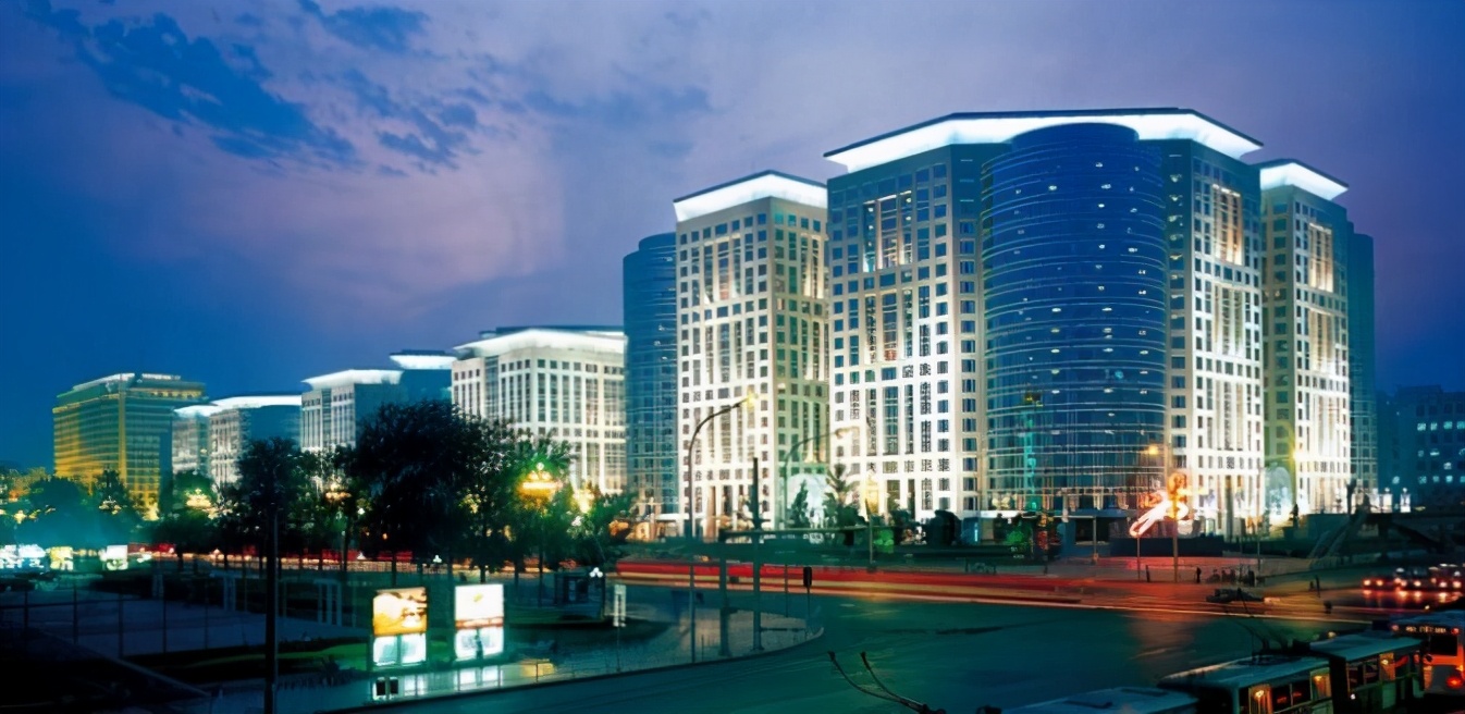 李嘉诚的红颜知己周凯旋有孩子吗,李嘉诚和红颜知己周凯旋郊游