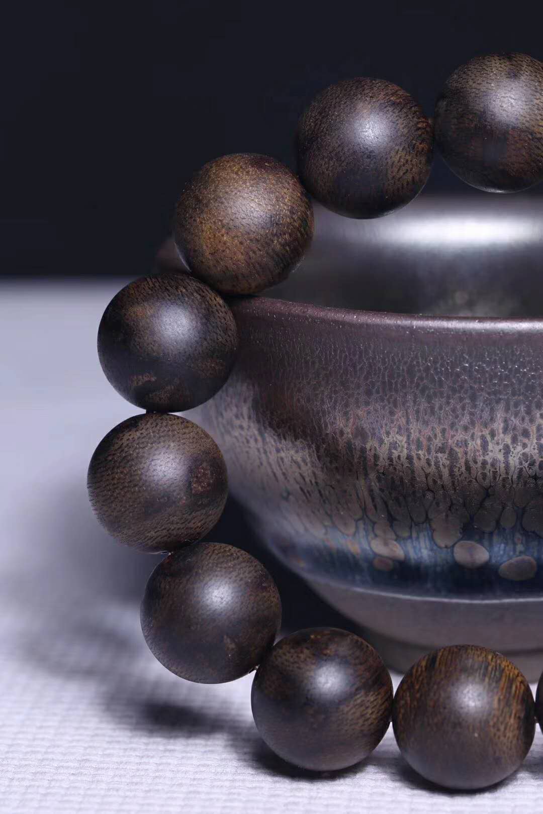 沉香与风水有什么关系和作用,沉香风水作用