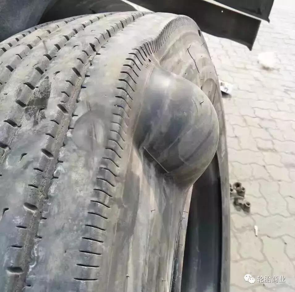 带压圈轮胎的拆卸方法和技巧,如何拆卸轮胎视频教程