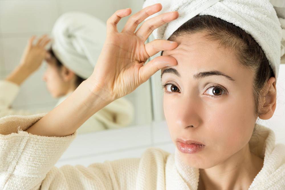 为什么抬头纹显得人这么老,多年的抬头纹怎么解决