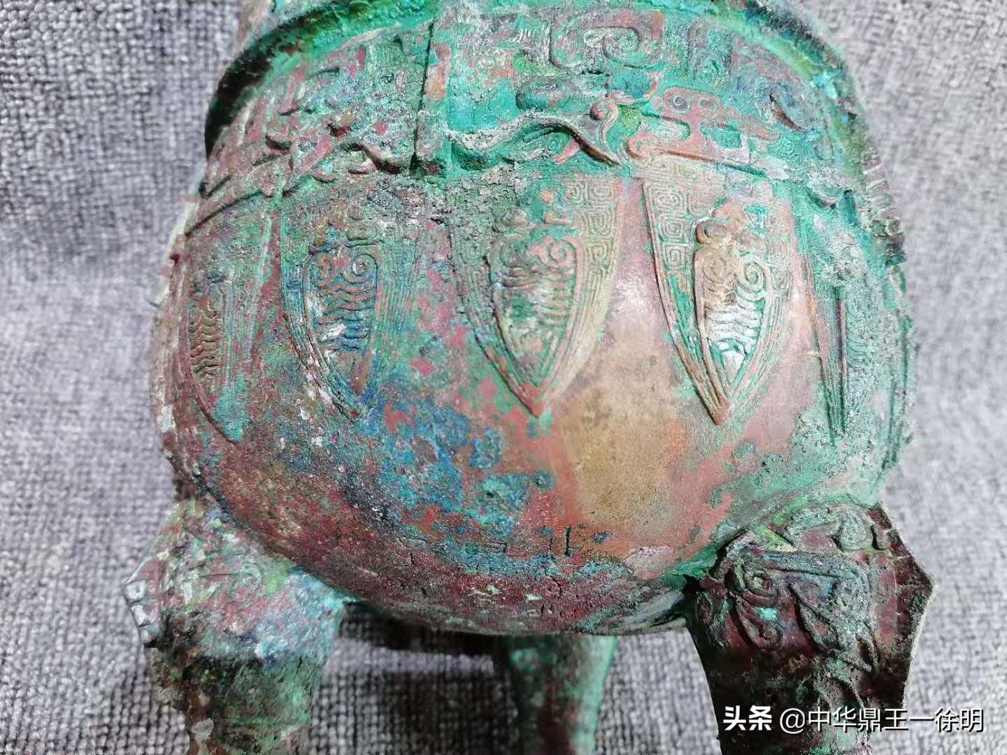 商代凤鸟,商代凤鸟佩风格