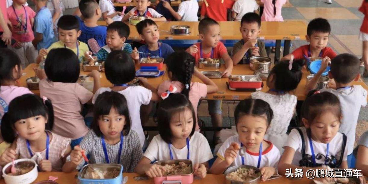 深圳市首批未来教育基地学校,深圳未来之光学校