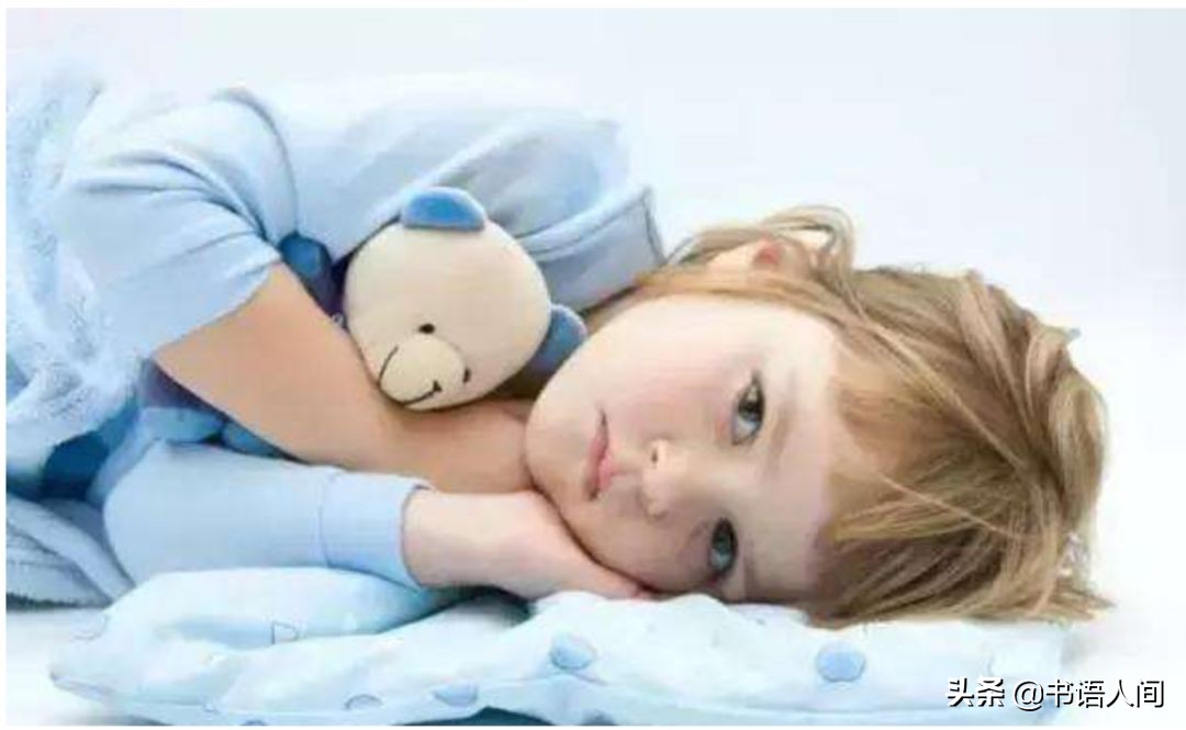 孩子老闹觉怎么哄睡,宝宝夜间总是醒怎么办