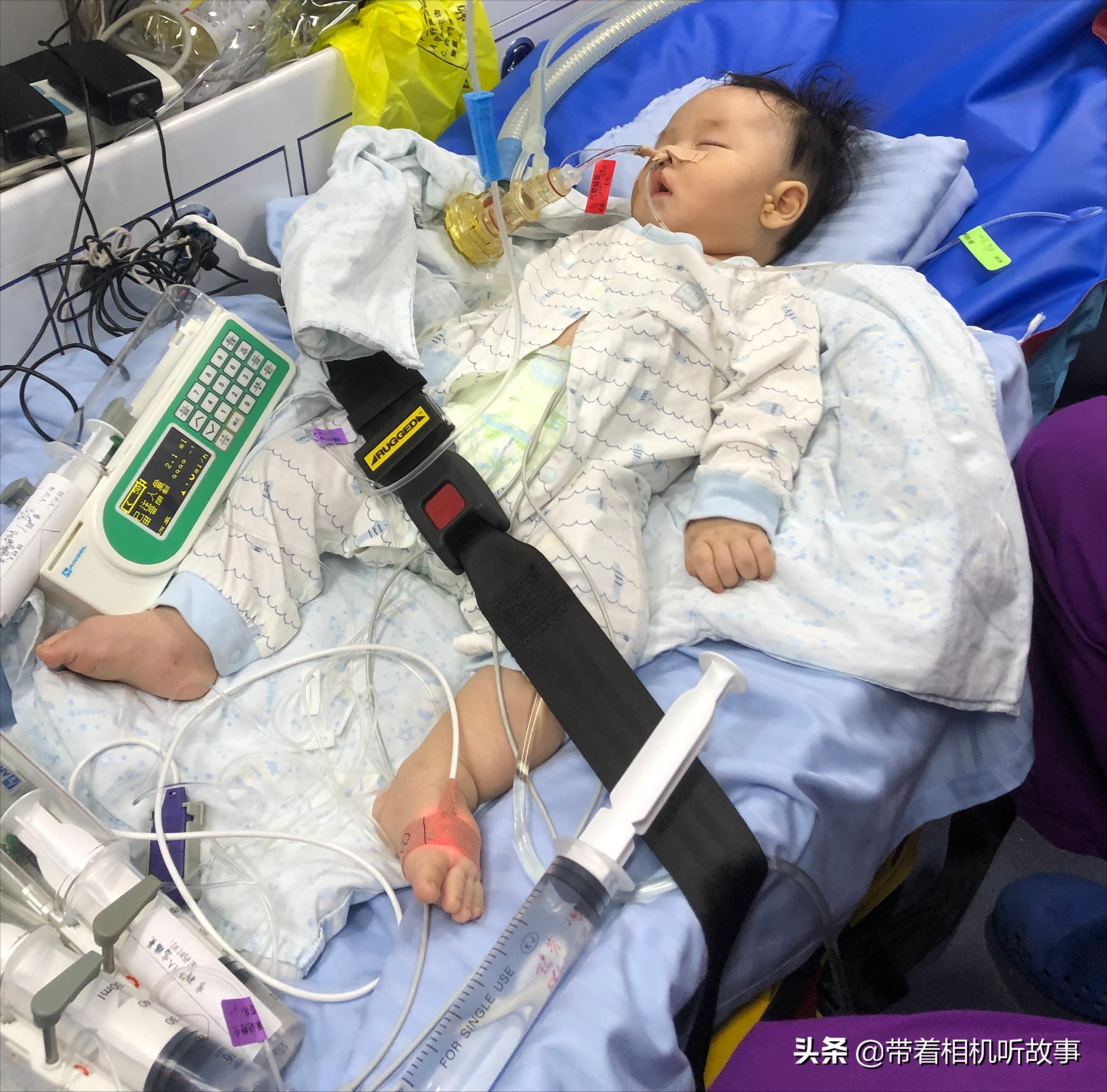 婴儿刚出生呼吸循环困难死亡,婴儿刚出生肺衰竭抢救