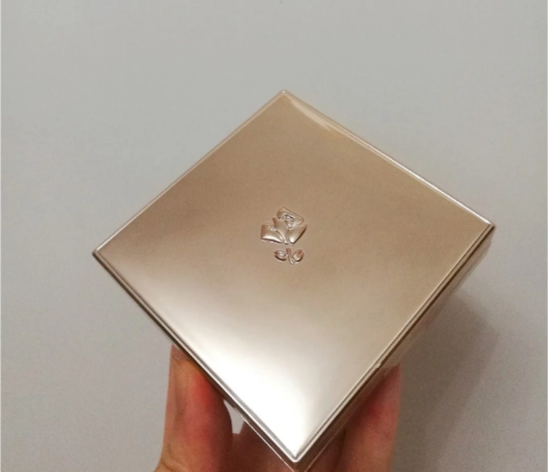 四款热门大牌气垫测评,兰蔻菁纯和ysl气垫