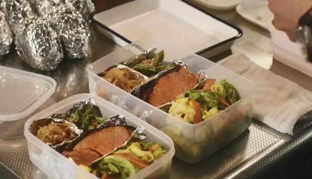 你收藏的最下饭的经典日剧是哪部,最好看的下饭剧日剧